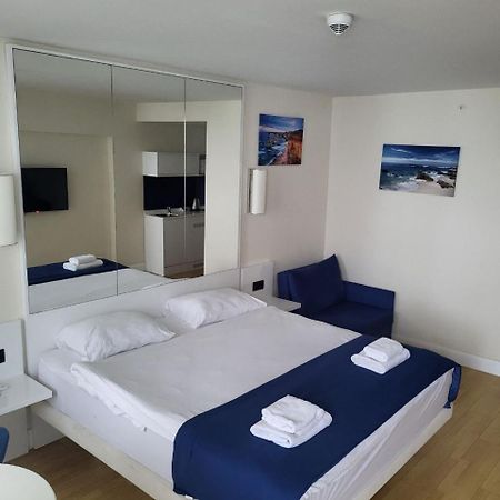 ORBI APARTMENTS на 45 этаже с прекрасным видом Батумі Екстер'єр фото
