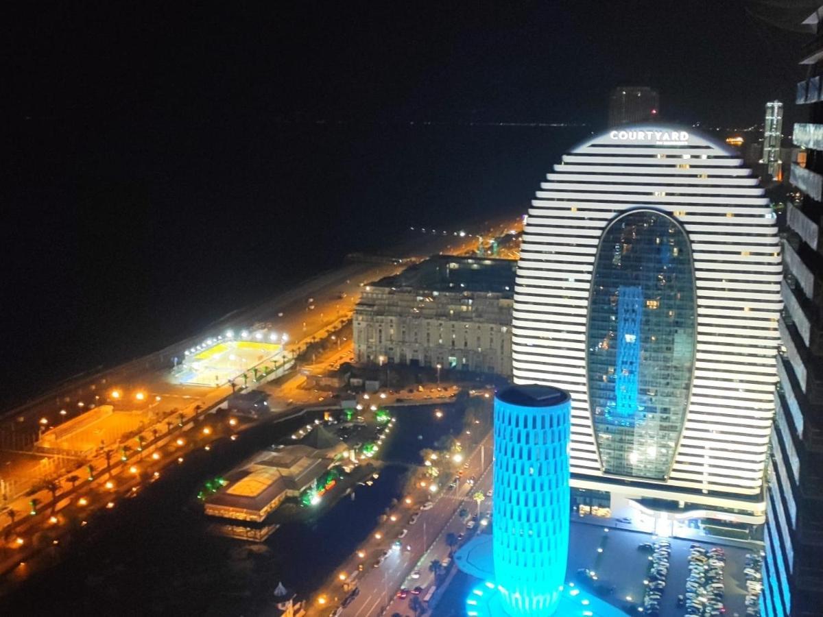 ORBI APARTMENTS на 45 этаже с прекрасным видом Батумі Екстер'єр фото